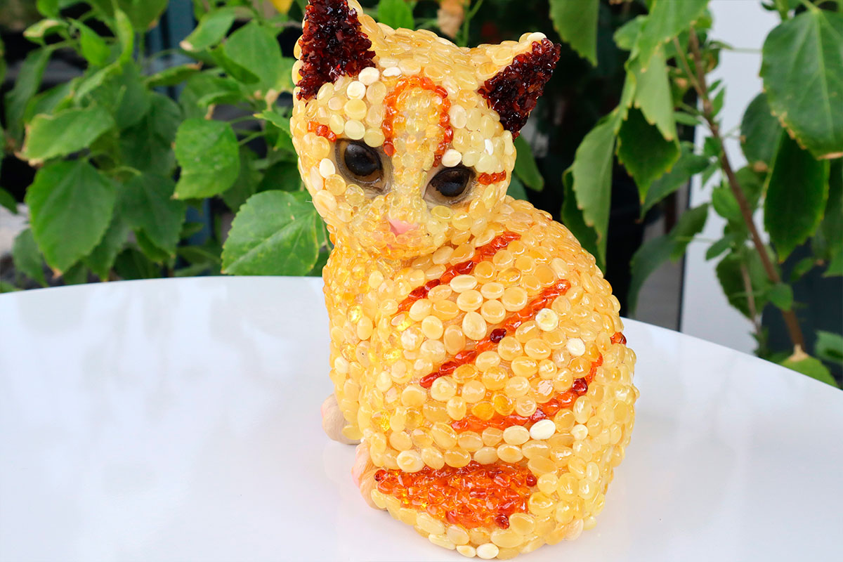 Figurine Cat encrusted with Baltic Amber