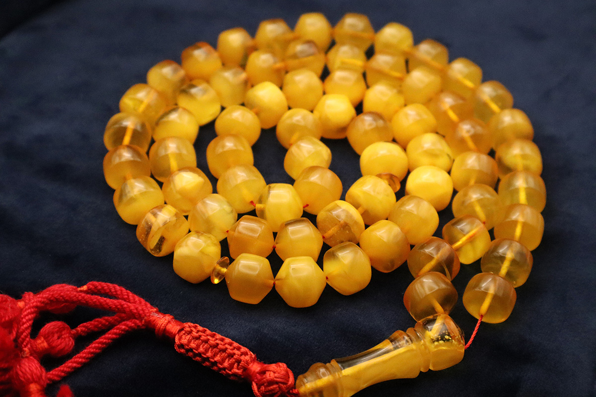Old Baltic Amber Rosary