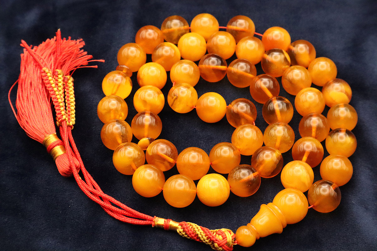 Old Baltic Amber Rosary
