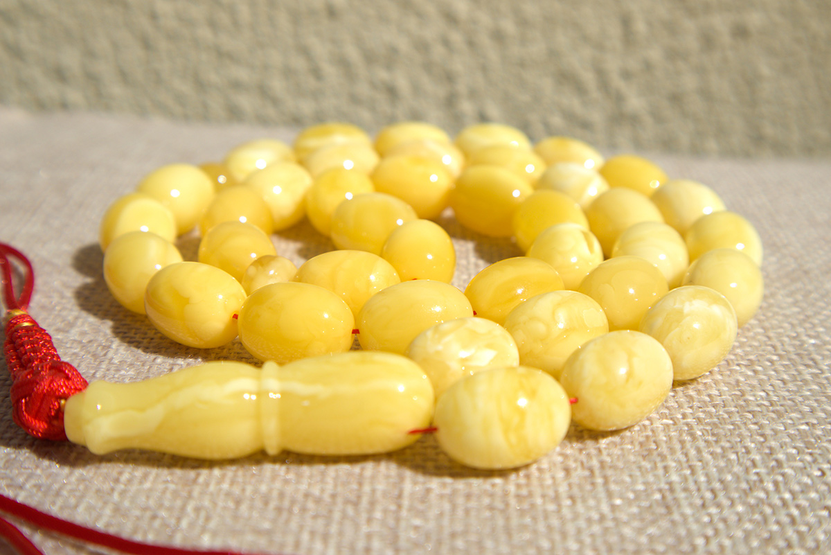 White Landscape Baltic Amber Rosary
