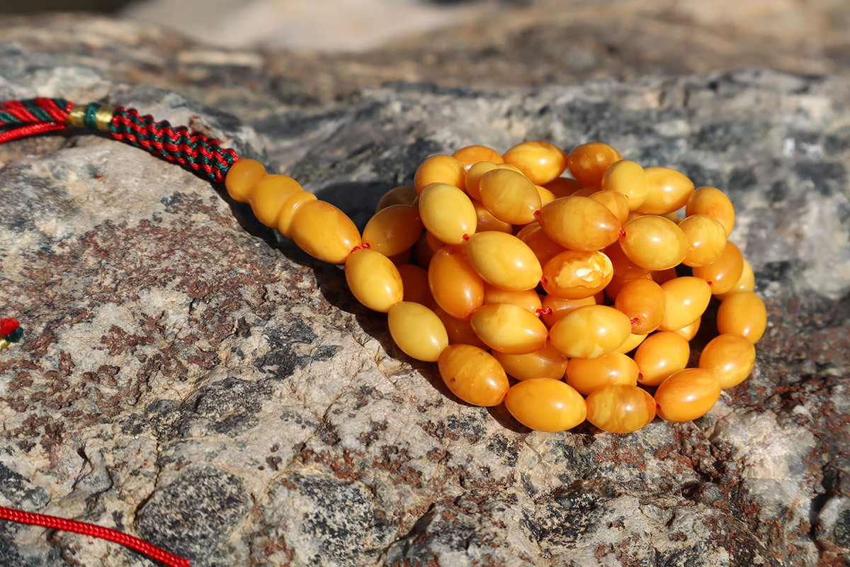 Old Baltic Amber Rosary